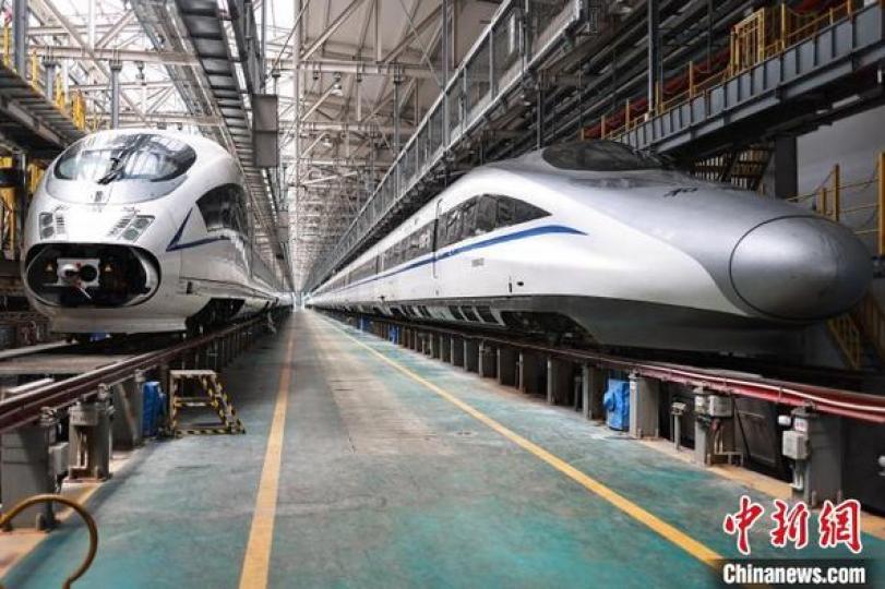 重慶：檢修養護列車 保障“五一”假期安全運行...