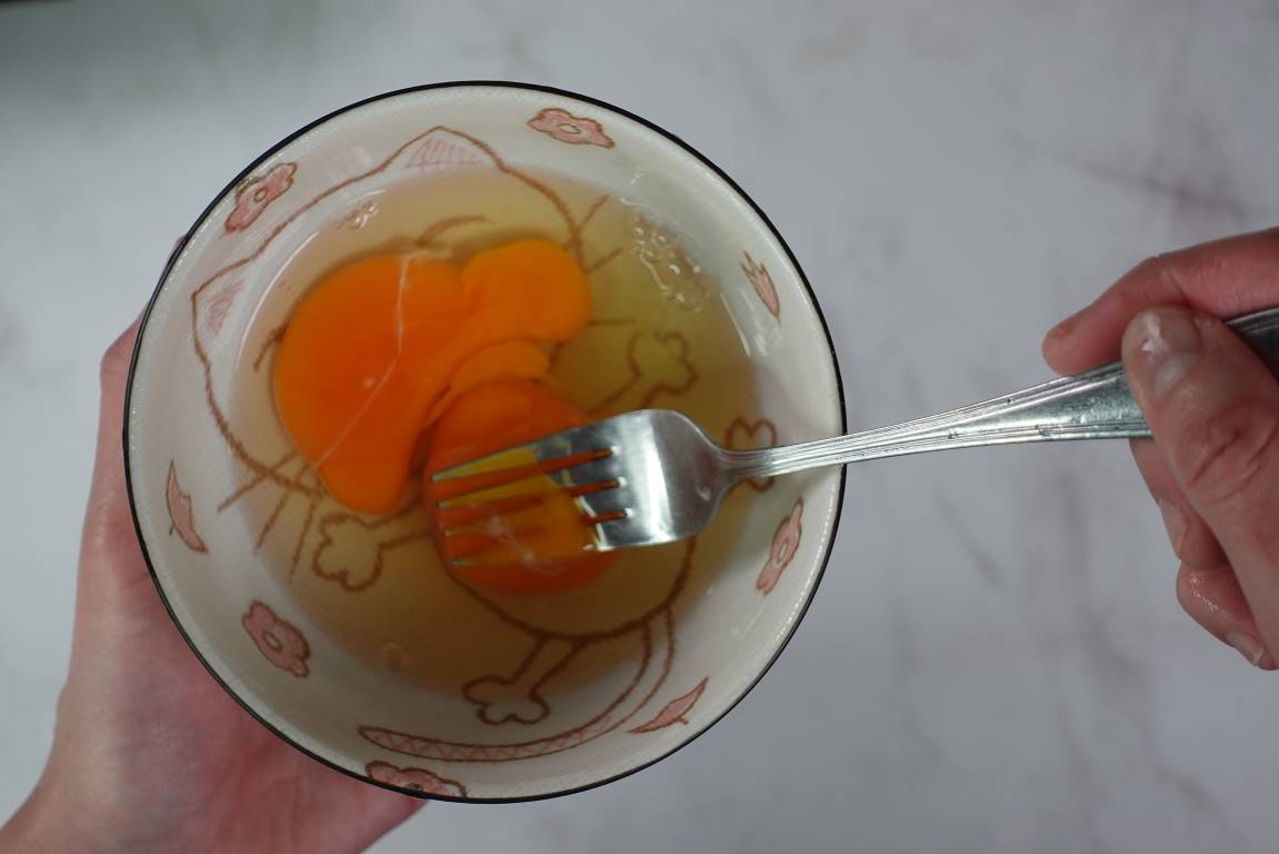 「名廚Denice Wai 廚房」簡易快煮 - 粟米魚肚羹 食譜分享