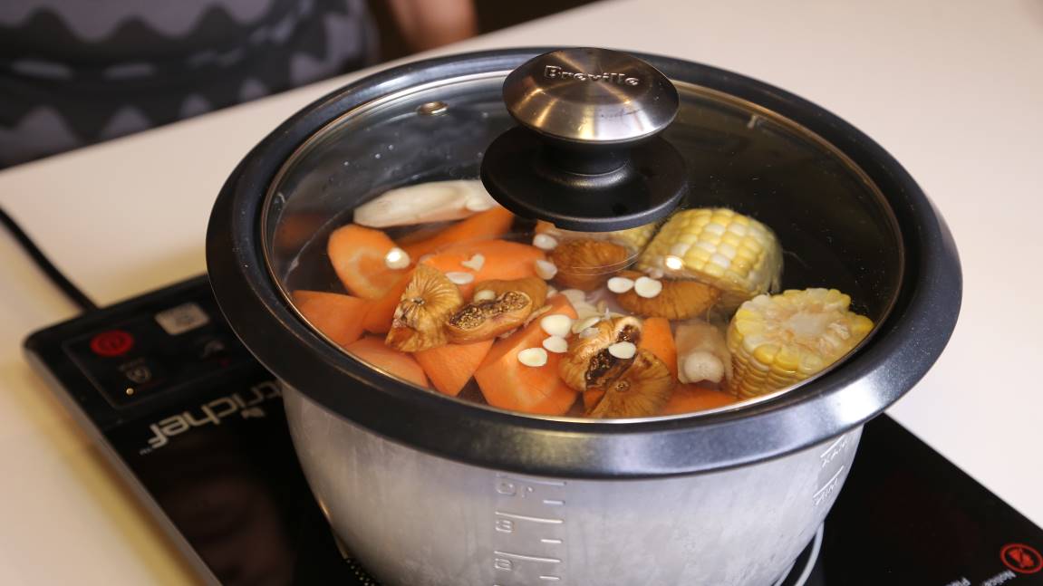 牛蒡甘筍瘦肉湯 食譜分享