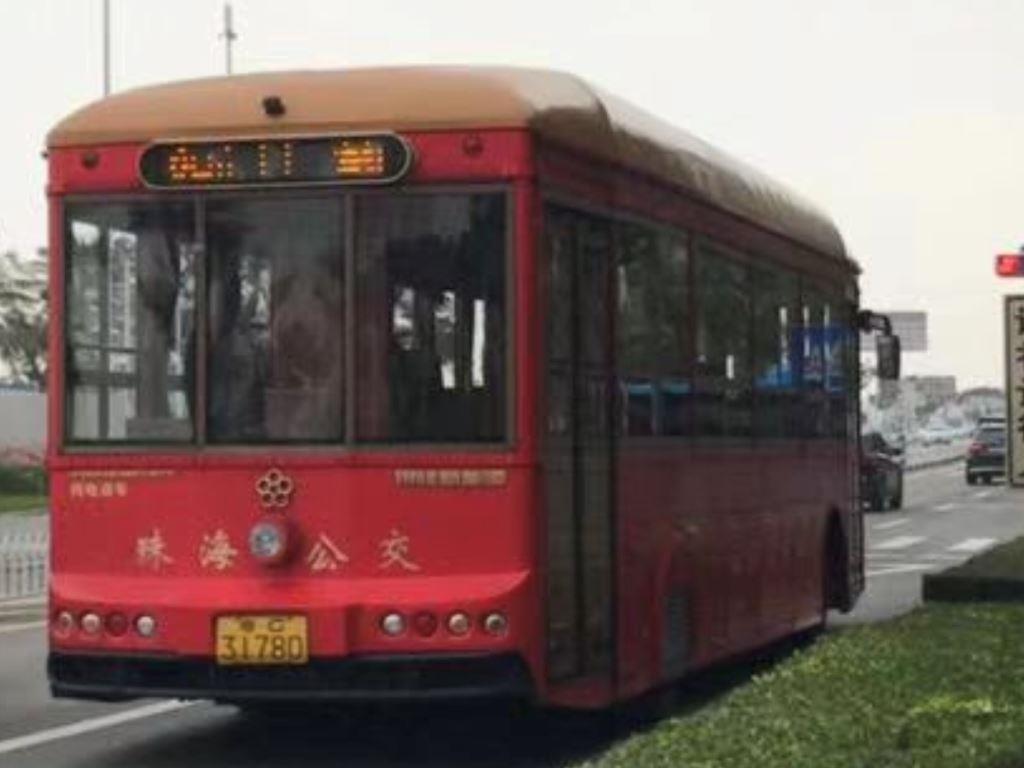 旅遊線的公交外型似古典電車