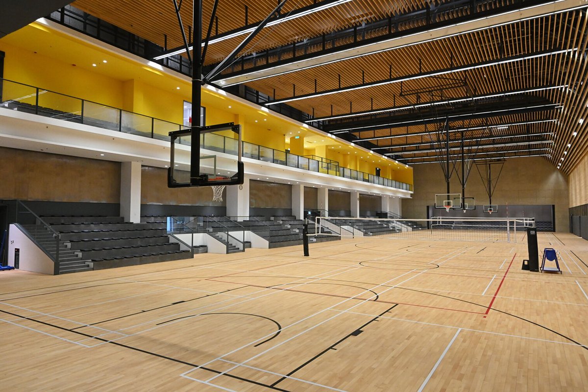 主場:  車公廟體育館佔地約6,200平方米，其多用途主場可用作兩個籃球場、兩個排球場或八個羽毛球場。