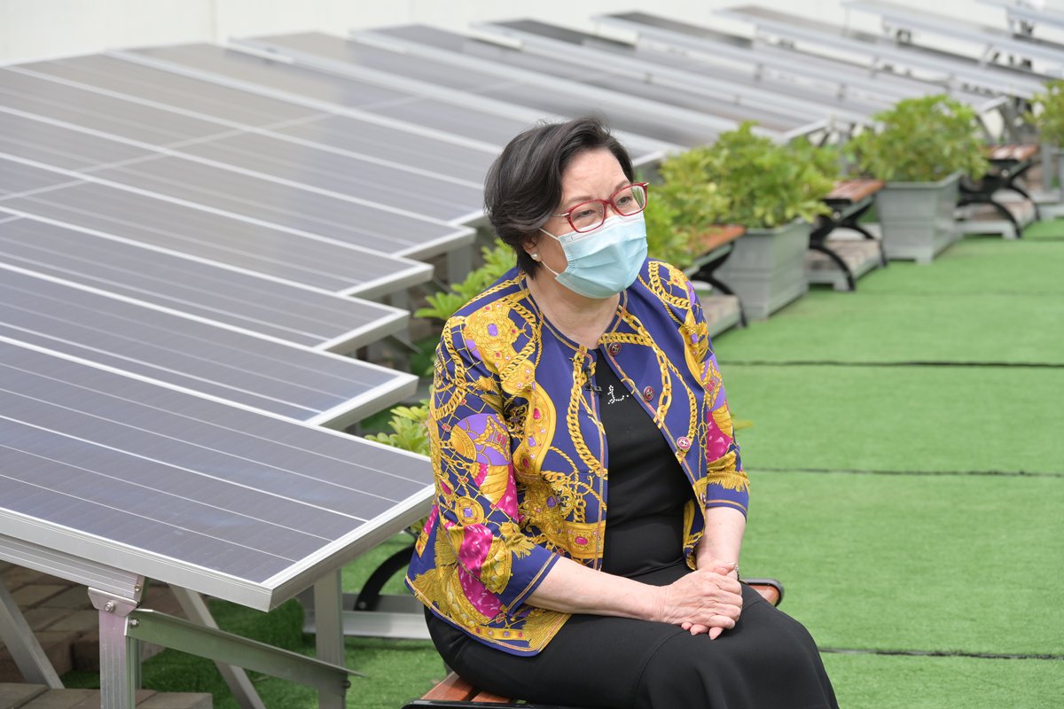 融入教學:  保良局蔡繼有學校總校長劉筱玲表示，校方太陽能公園有助學習，讓學生有實際體驗。