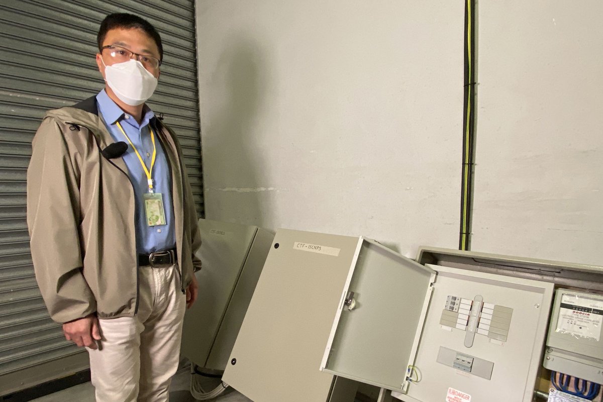 全力支援: 機電署工程師鍾劍泉表示,部門會為場地進行加裝或改裝工程,使之符合防疫需要。