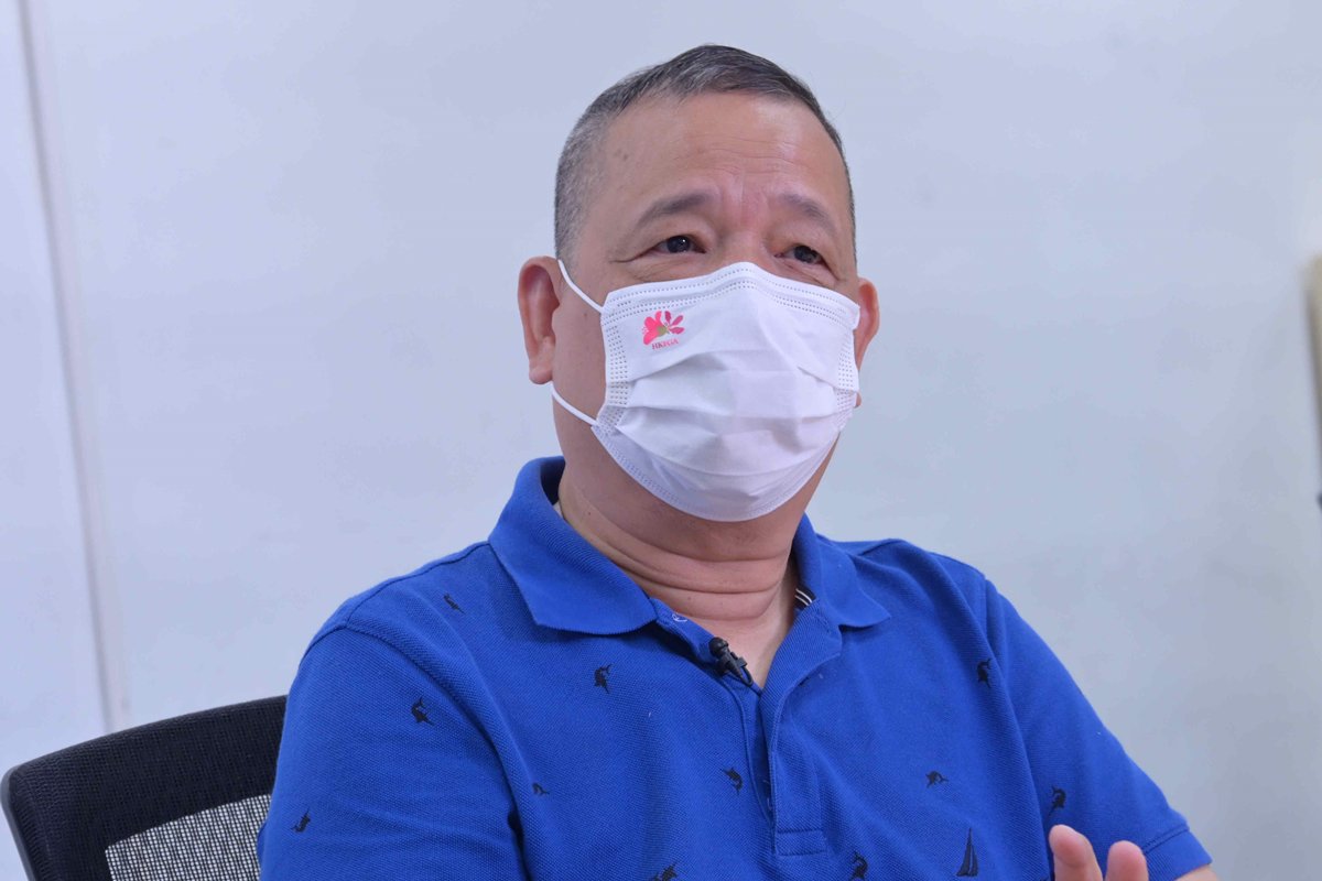 成效顯著:  港九新界販商社團聯合會主席陳錦榮指食環署和警方推行的試驗計劃非常成功，贊同將聯合行動推廣至全港。