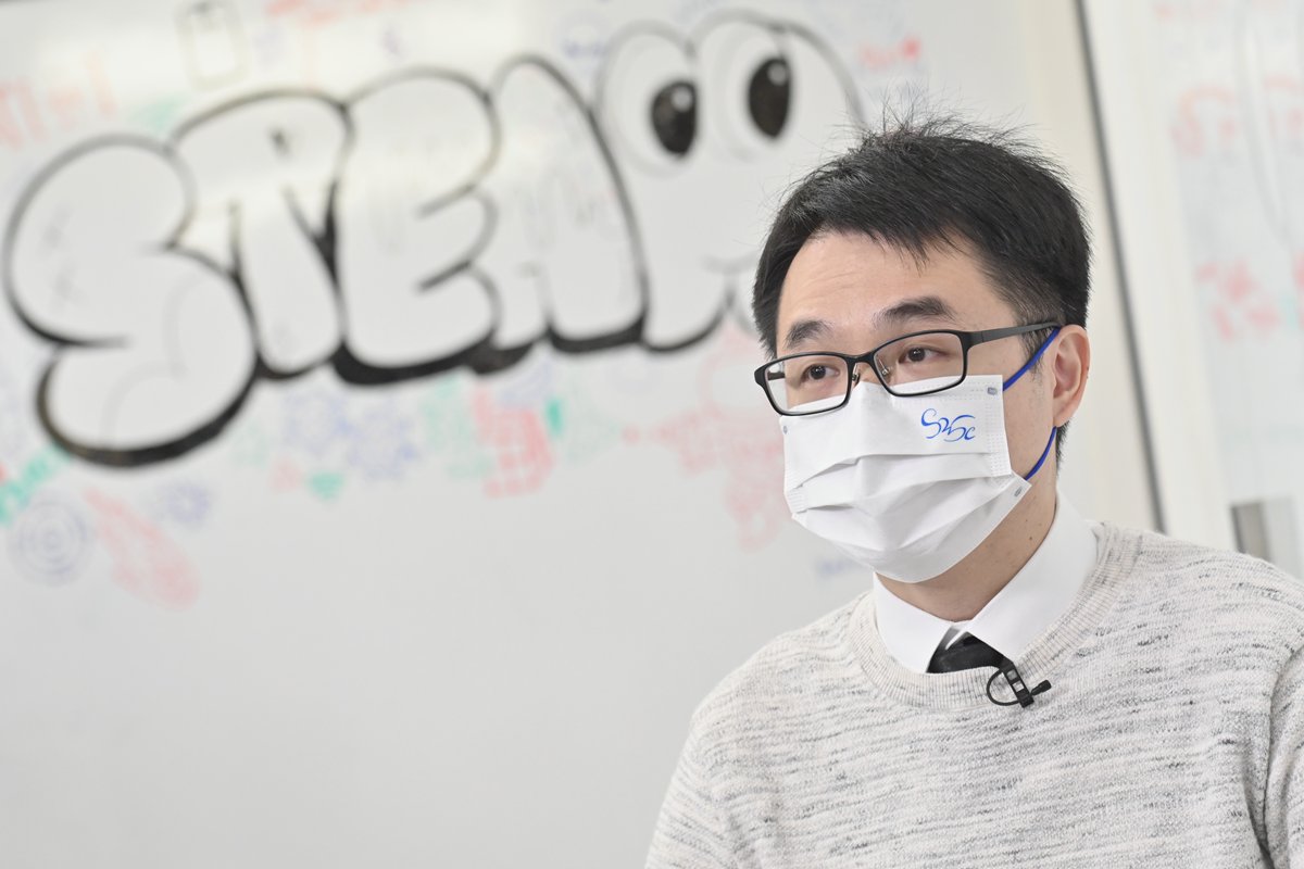 按部就班:  曾祥俊認為學習編程和人工智能有助培養學生計算思維，學會循序漸進，逐步解難。