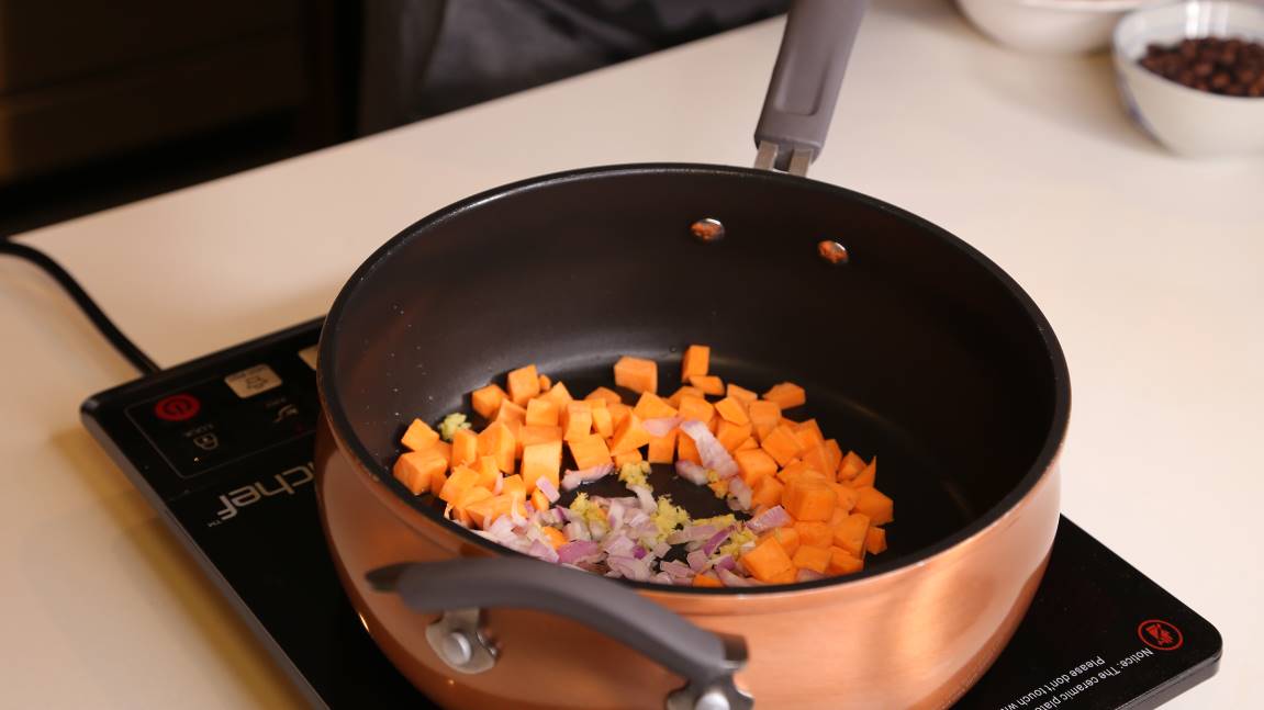 黑豆甜薯炒飯 食譜分享