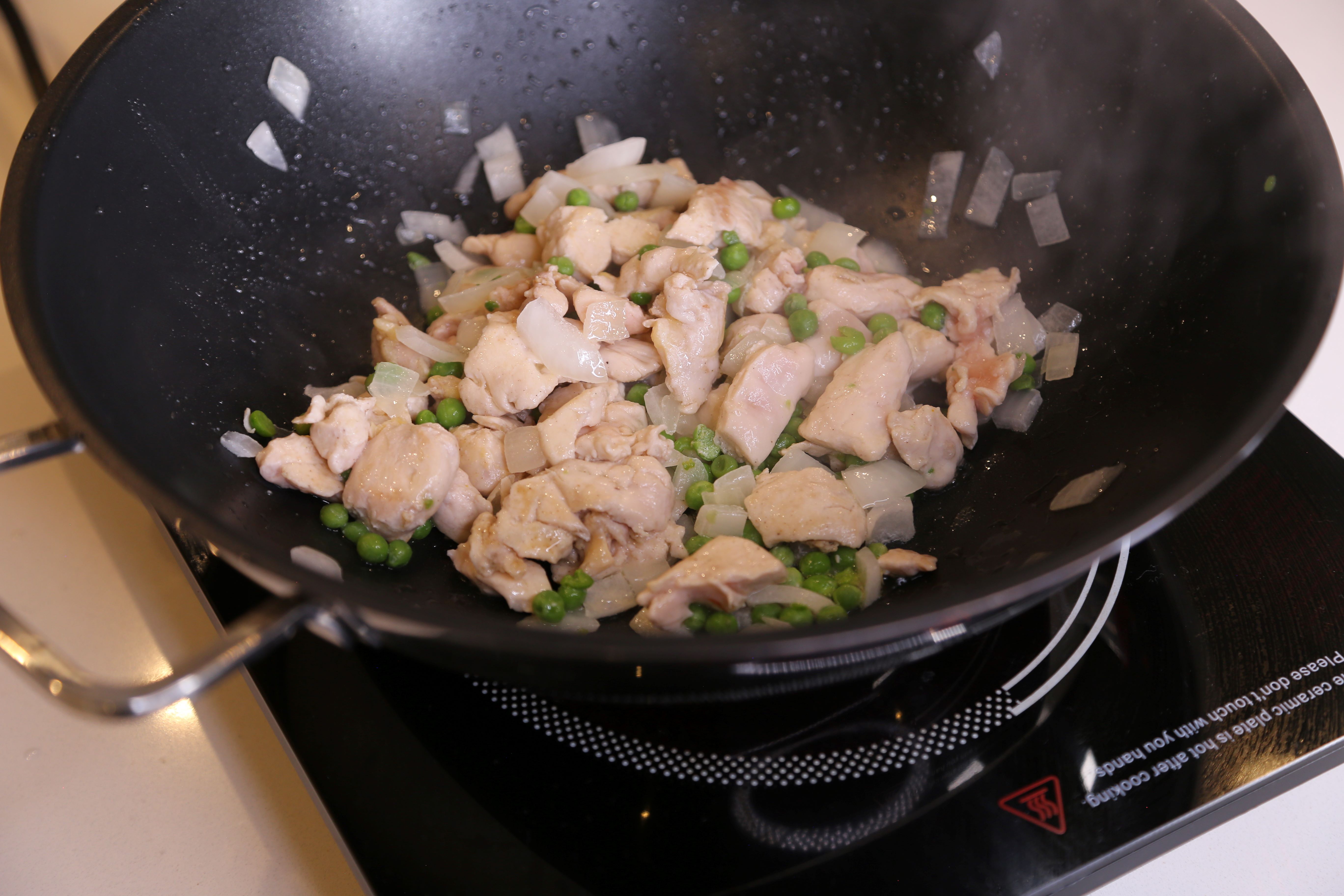 雞肉西炒飯