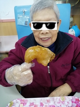 仲有大雞批！