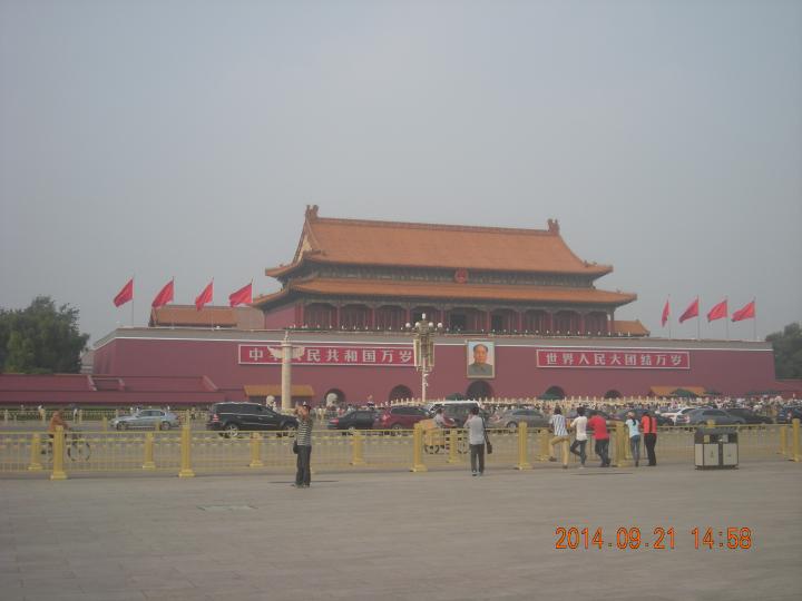 首都北京天安门广场宏伟壯观...