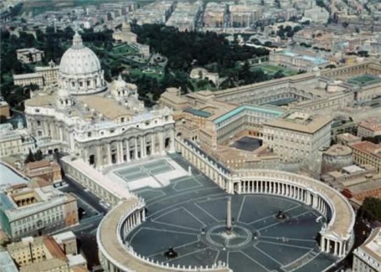 梵蒂岡是世界最小的國
家.位於意大利首都羅馬
西北高地.國土面積衹有
0.44平方公里.領土包括
聖彼得廣場.聖彼得大教
堂.梵蒂岡宮和博物館等
盡管它是世界最小國家
但它的影響力却不小.它
是世界六...
