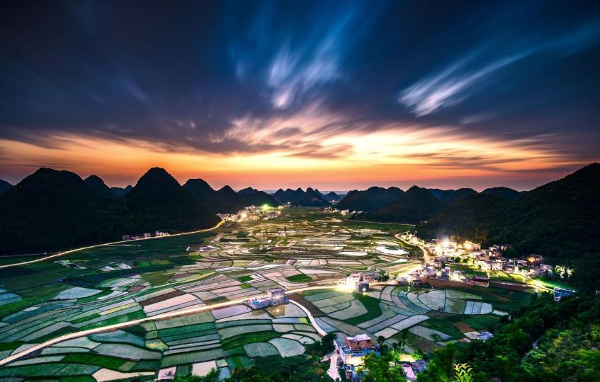 南方喀斯特之旅唐可／攝...