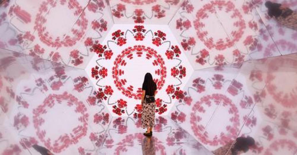 China's cultural sector sustained steady growth in revenue...
