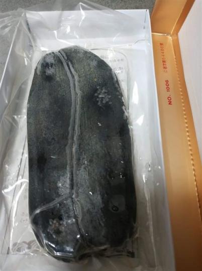 阿嬤家冰箱出現「放了9年的烏魚子」乖孫苦笑：還能吃嗎？...