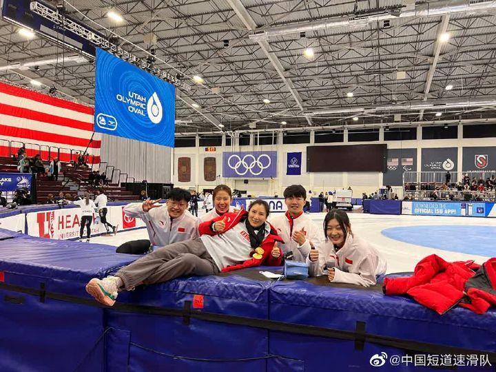 短道速滑世界盃｜中國隊2000米混合接力摘金...