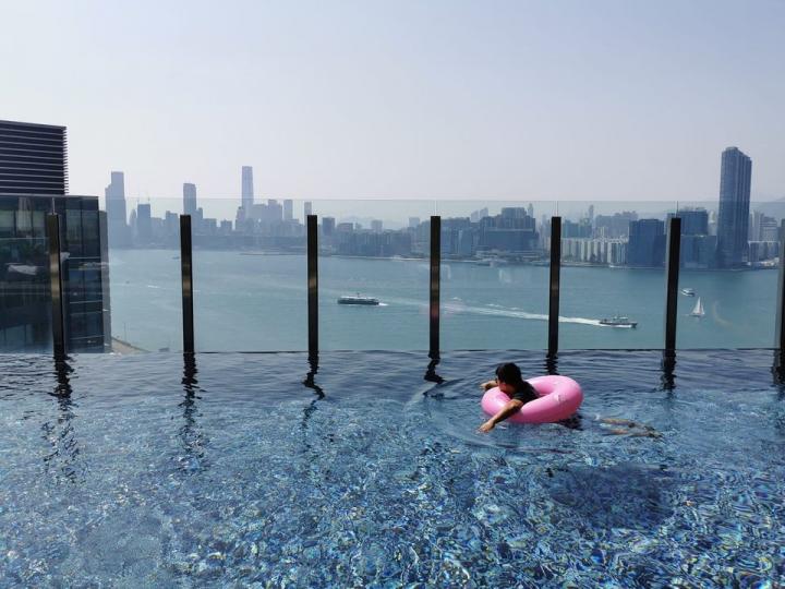 夏天到喇！落水喇......