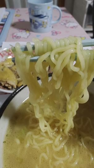 白豬骨湯麵+蓮塘關口......