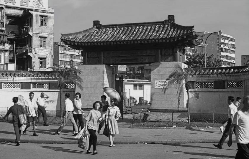1965 年、 位於 佐敦道 & 廣東道 交界嘅…《九龍-佐治五世”紀念公園》...