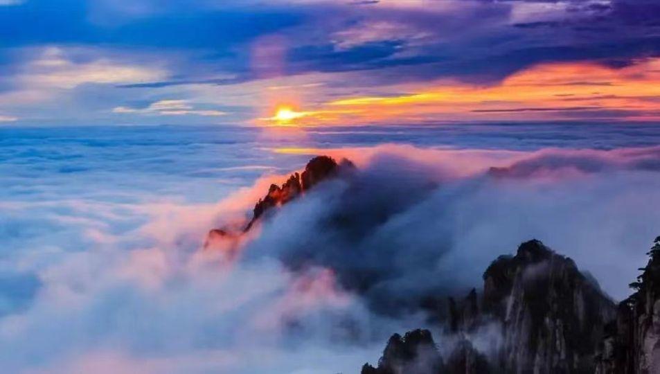 雨过天晴，国内众多山岳都会出现...