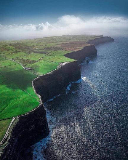 歐洲最高的懸崖「愛爾蘭莫赫懸崖」...