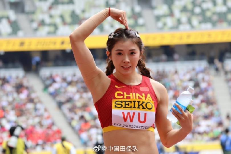 China's Wu Yanni beat her #PersonalBest of the season at 12.80 seconds... China's Wu Yanni beat her #PersonalBest of the season at 12.80 seconds...