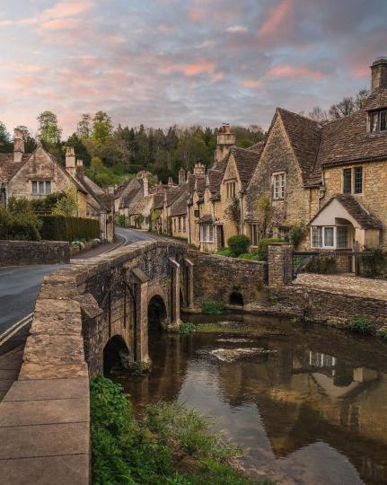 拜伯里（Bibury）被譽為世上最美的村莊...