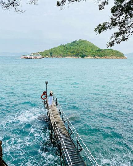 海灣內一處被遺忘的木棧道...