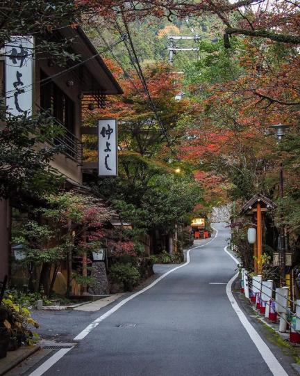 日本京都貴船一帶，幽靜街道整個遠離塵囂...