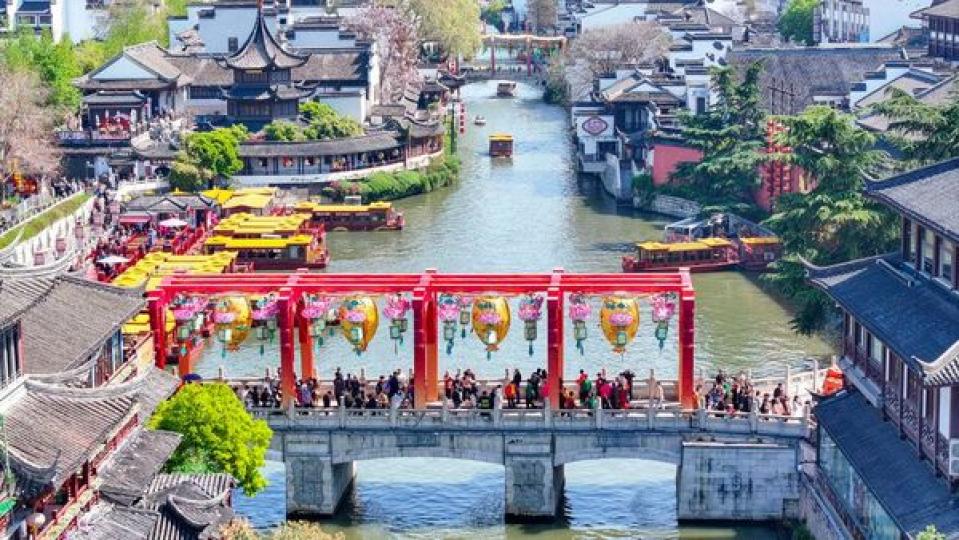一季度中國國內出遊人次...