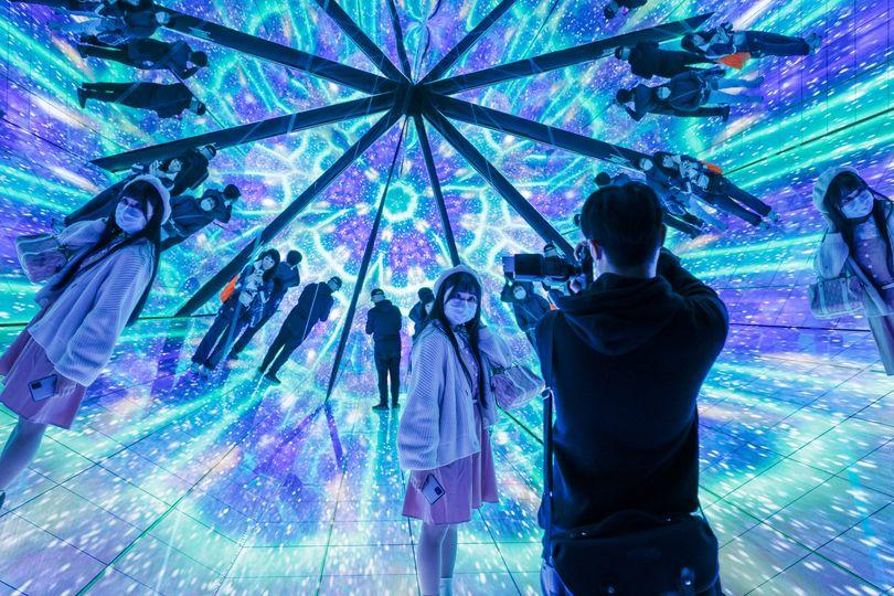 充滿節日氣氛嘅「幻彩耀濠江」活動將會延長到一月底...