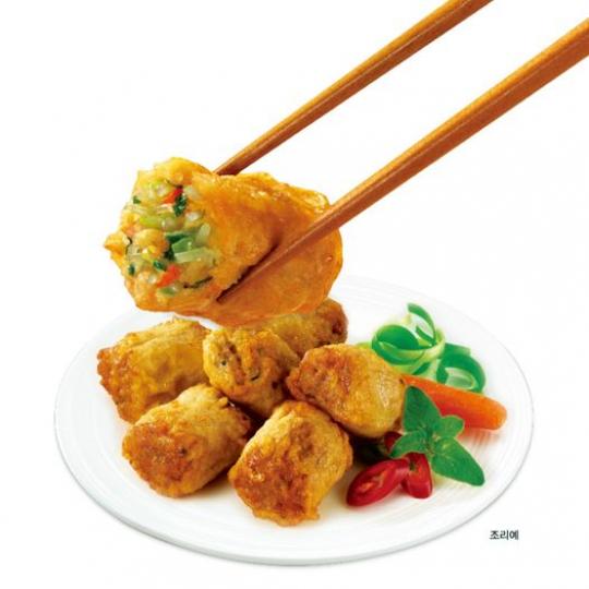 此款紅辣椒醬餃子魚糕，選用韓國本地產鮮魚...