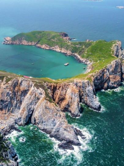 福建寧德 · 四礵列島，大海、斷崖、島嶼、草地...