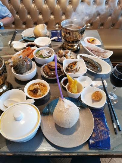 銘門盛宴食自助餐，名不虛傳的自助餐天花板...