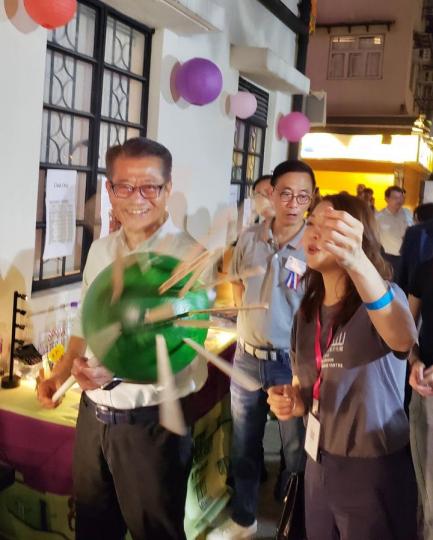 「祝福龍珠」同樣可以玩到有板有眼，更加可以色彩繽紛...