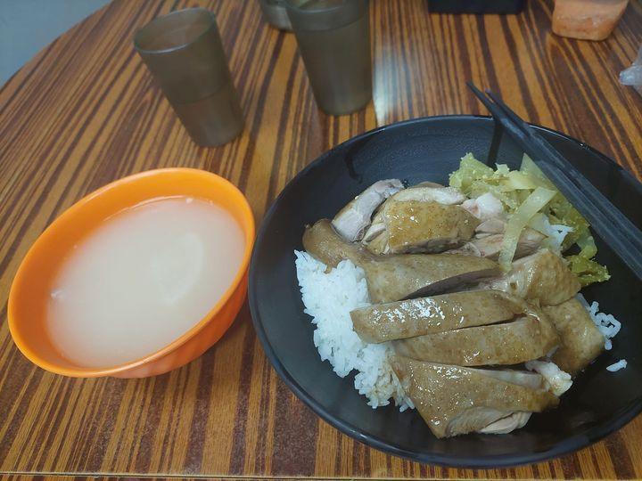 鴨飯連湯$25 .......