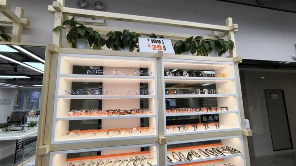 蓮塘新店，鏡框29蚊全套89蚊.....