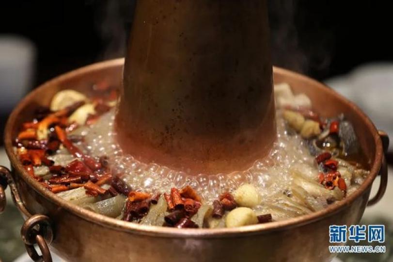雲食 | 天冷啦，我們一起吃雲南特色火鍋...