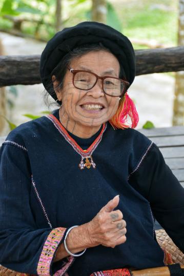 【黎族文面】郭惠儀／圖...