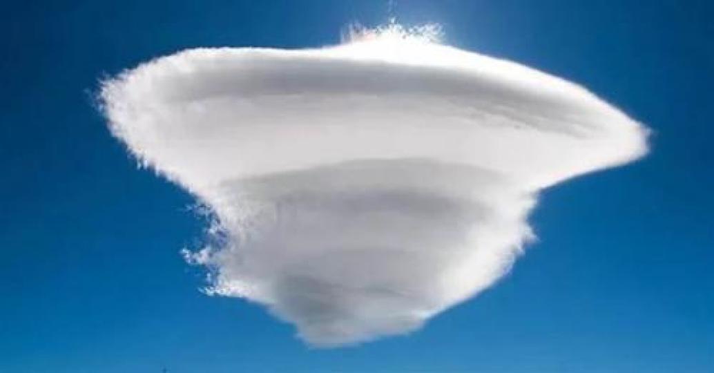 一朵云的重量可以將近50萬公斤...