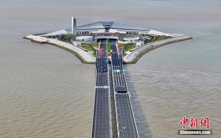 探訪世界級跨海集群工程......