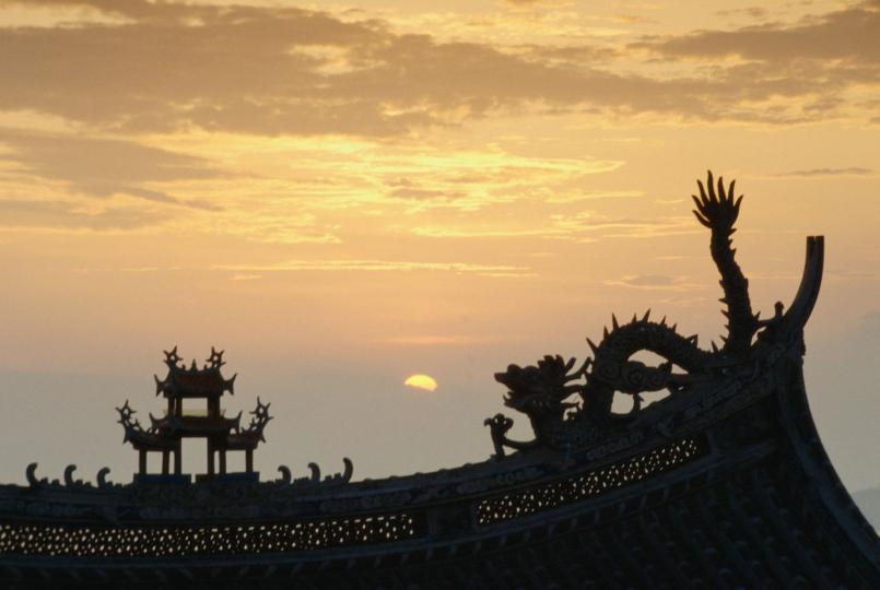 湄洲島媽祖廟的正殿脊頂......