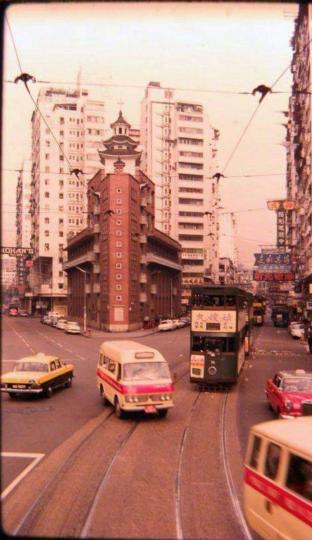 60年代尾軒尼詩道及莊士敦道交界...