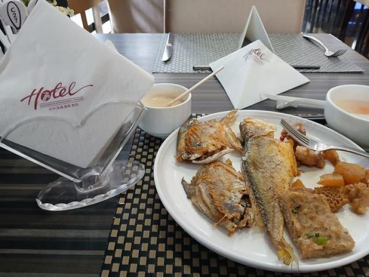 .....深航大酒店食自助午餐...