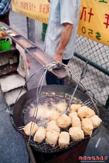 以前街邊檔臭豆腐......