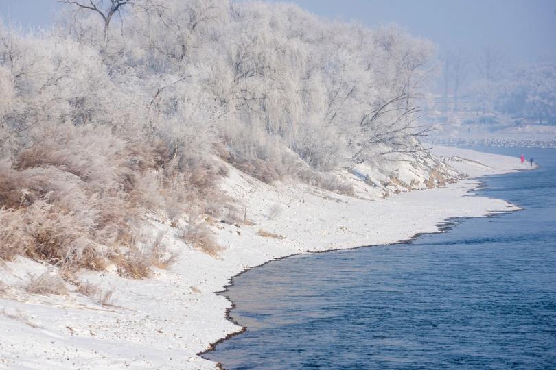 【霧凇島冬雪】余晴峰／攝...