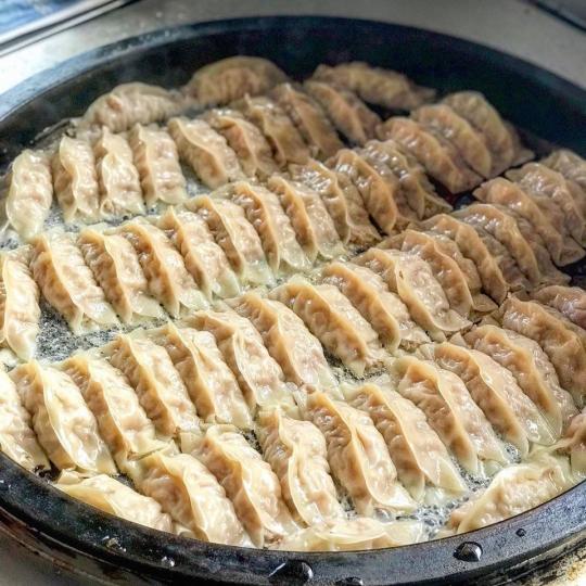台南人早餐竟然會吃鍋貼...