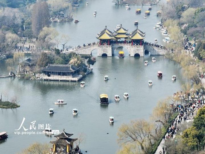 江蘇揚州：瘦西湖美景醉遊人...