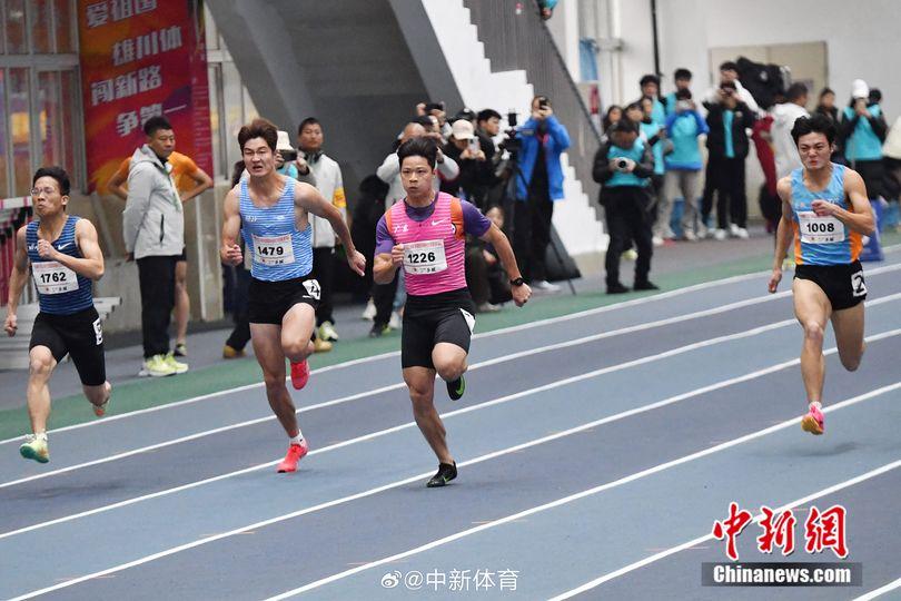 蘇炳添復出首場6秒70.......
