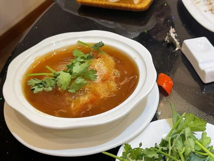 這間潮州店食飯.......