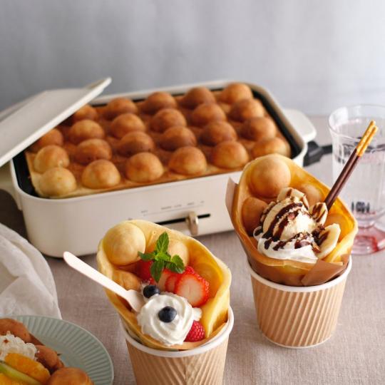 [材料（ 2-3人份）]
[窩夫餅材料]
低筋麵粉... 200克
泡打粉... 5克
糖... 40克
鹽...小1/4
雞蛋... 2
牛奶... 150毫升
牛油40g
蜜糖... 20克
沙律...