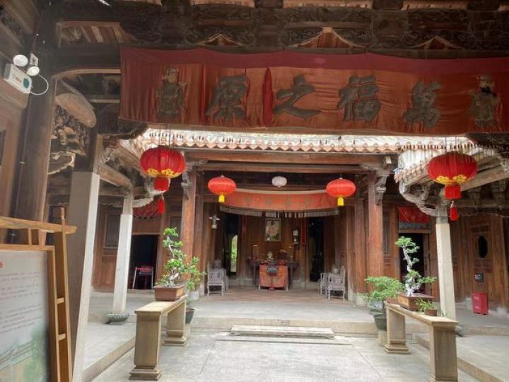 福建晉江五店市華僑傳統街區...